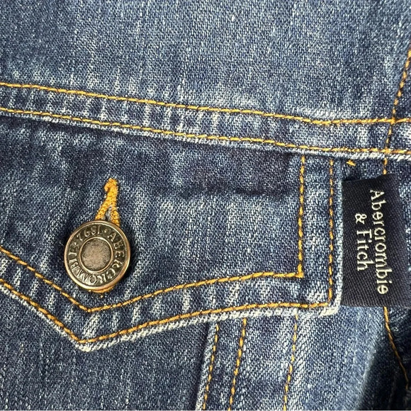 ABERCROMBIE & FITCH Cropped Blue Denim Trucker Jacket Size Small - Picture 6 of 7